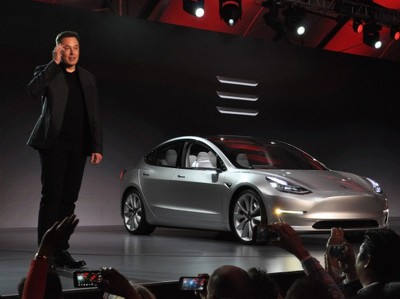  Tesla Model 3 -   ?