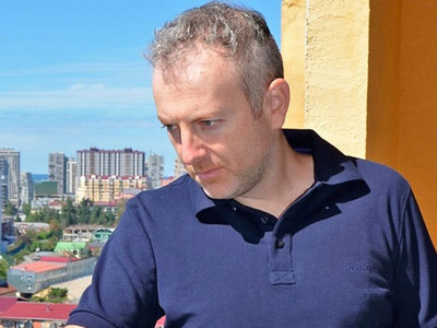 Российско-израильский блогер экстрадирован из Минска по запросу Баку