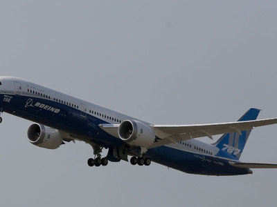 Boeing 787 Dreamliner     