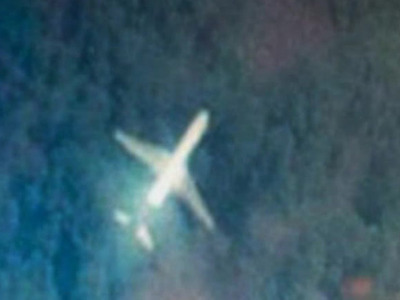  Malaysia Airlines:    MH370  ?
