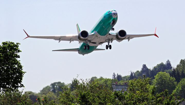 29     Boeing 737 MAX