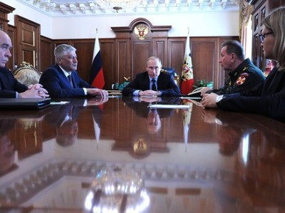 Путин подписал указ об упразднении ФСКН и ФМС