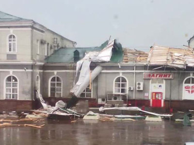 Смерч, потоп и град: стихия обрушилась сразу на несколько российских городов