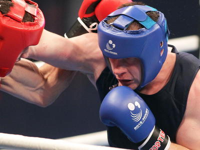 Василий Егоров выиграл титул чемпиона Европы по боксу