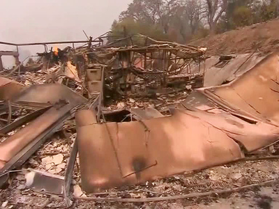 Лесные пожары уничтожили две винодельни на севере Калифорнии