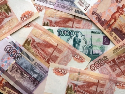 Российские власти распределили 20 млрд. рублей по регионам