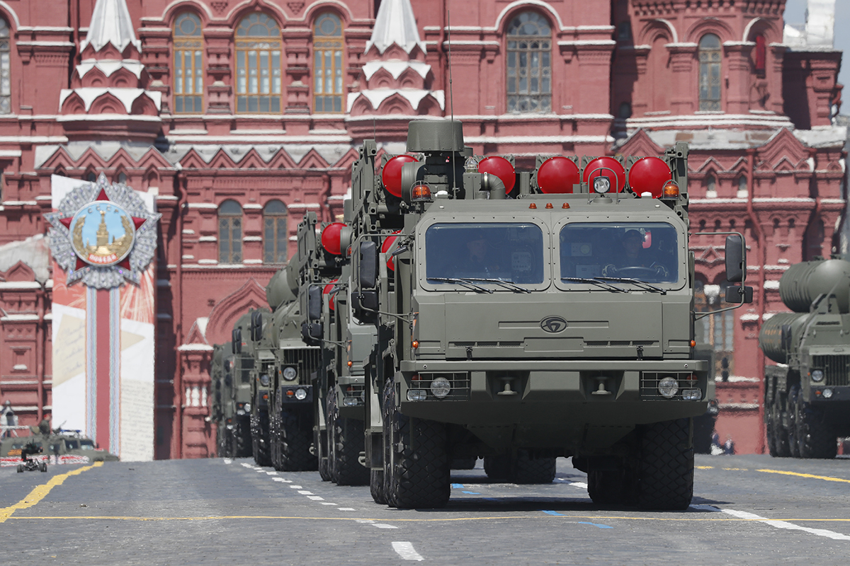 С-400 Витязь на параде Победы