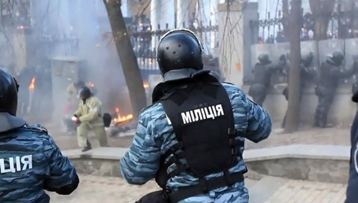 Следователи допросили Порошенко по делу о гибели людей в ходе Евромайдана