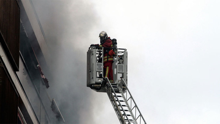 Пожар в сауне в Москве повлек эвакуацию 80 человек