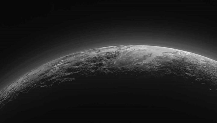 NASA показало снимок уникальных территорий Плутона