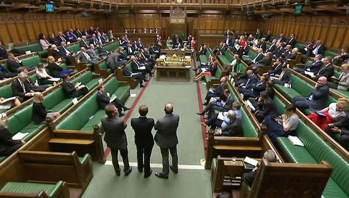 Представителям Палаты лордов запретили кричать и спать на заседаниях