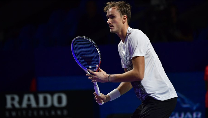 Теннисист Даниил Медведев не смог пробиться в финал турнира в Роттердаме