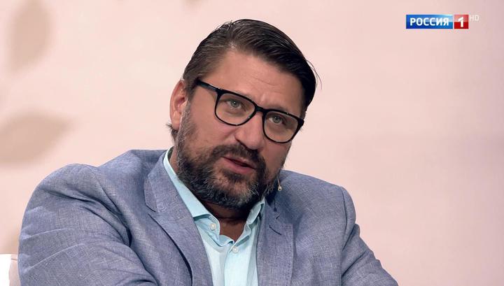 Три штампа о разводе и пятеро детей: Виктор Логинов признался, чего боится в браке