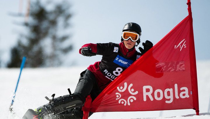 Сноубордист Логинов стал вторым на этапе Кубка мира в Китае