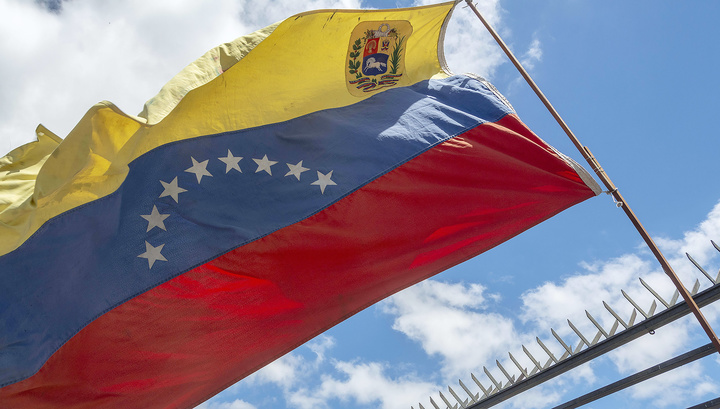 Высылка дипкорпуса: Венесуэла ответила Сальвадору тем же
