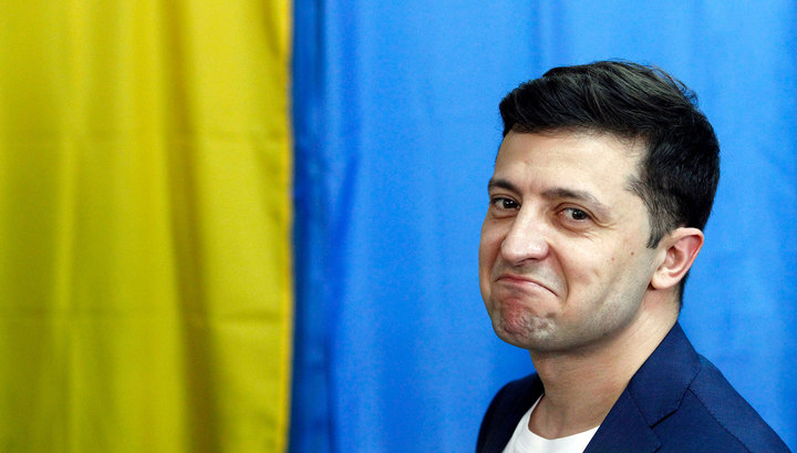 Порошенко помолился, Зеленский зачитал рэп