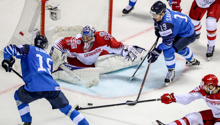 Финские хоккеисты добились непростой победы над датчанами