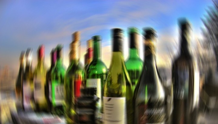 Правительство РФ предложило удвоить акцизы на вино