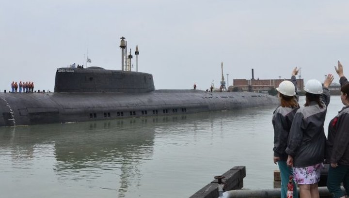 Атомный подводный ракетный крейсер вышел в Уссурийский залив