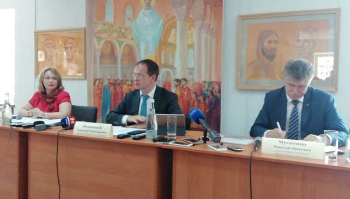 Министр культуры России проводит в Севастополе совещание по развитию музеев