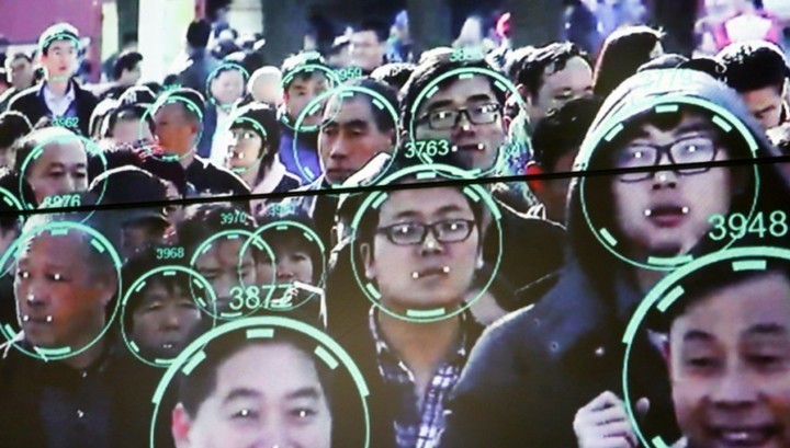 Китай вводит систему распознавания лиц для доступа в Интернет