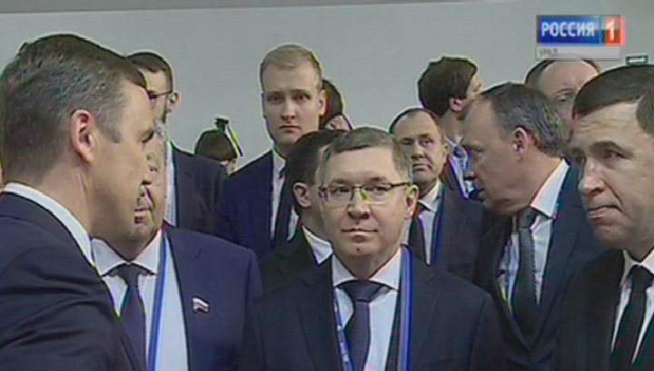 Министр строительства России принял участие в мероприятиях форума 