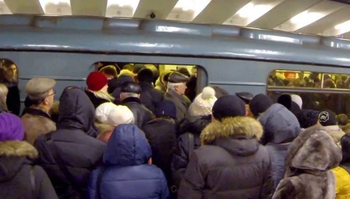 В новом году поедем по-новому: проезд в общественном транспорте Москвы подорожает с 1 февраля на 3%