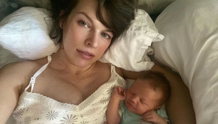 Милла Йовович рассказала о состоянии новорожденной дочери