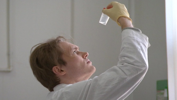 Россия справляется с коронавирусом: маски, тесты, гигиена и начало работы