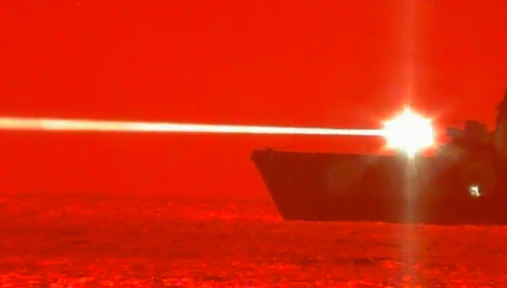 ВМС США испытали лазер для уничтожения беспилотников