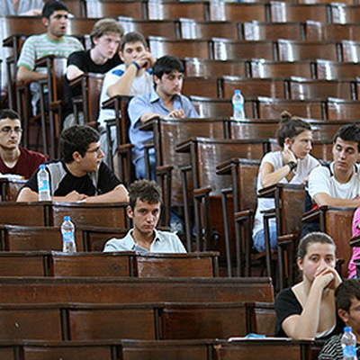 В Подмосковье продлили ограничения из-за коронавируса В Подмосковье продлили ограничения из-за коронавируса