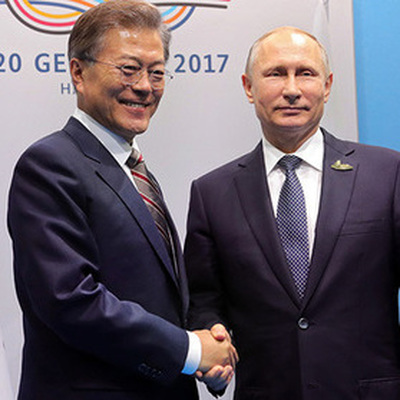 Президент Южной Кореи прибыл в Кремль на переговоры с Путиным Президент Южной Кореи прибыл в Кремль на переговоры с Путиным