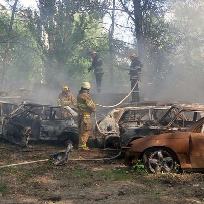 Пожар на территории бывшей воинской части в селе Пугачево локализован Пожар на территории бывшей воинской части в селе Пугачево локализован