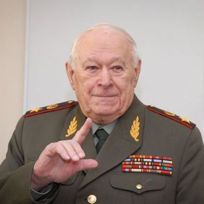 Умер начальник Умер начальник