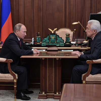 Васильев доложил Путину о дефиците рабочих мест в Дагестане Васильев доложил Путину о дефиците рабочих мест в Дагестане