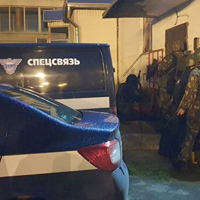 В Брянске суд арестовал на два месяца сотрудника спецсвязи В Брянске суд арестовал на два месяца сотрудника спецсвязи