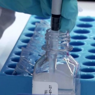 ЕМА внесет информацию о риске тромбоза в описание вакцины AstraZeneca ЕМА внесет информацию о риске тромбоза в описание вакцины AstraZeneca