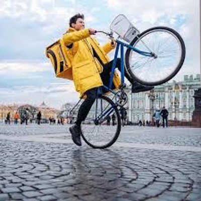 Власти Москвы разрабатывают рекомендации для курьеров-велосипедистов Власти Москвы разрабатывают рекомендации для курьеров-велосипедистов