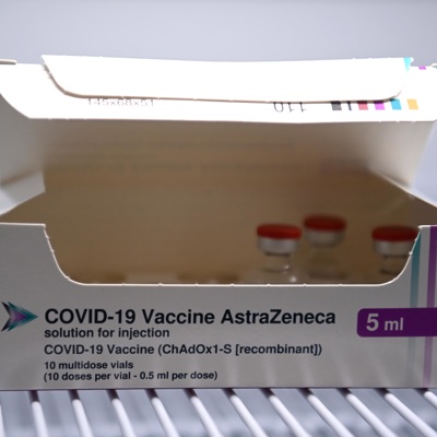 Власти Австрии решили приостановить вакцинацию препаратом AstraZeneca Власти Австрии решили приостановить вакцинацию препаратом AstraZeneca