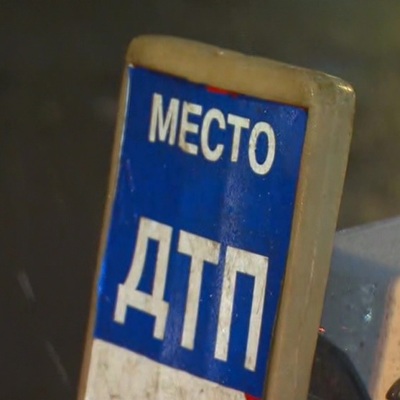 Ленинградская область: рейсовый автобус столкнулся с внедорожником
