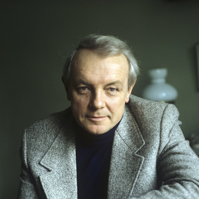 Кирилл Лавров