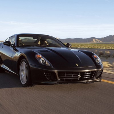 В Бразилии закрыли фабрику по сборке поддельных Ferrari и Lamborghini В Бразилии закрыли фабрику по сборке поддельных Ferrari и Lamborghini