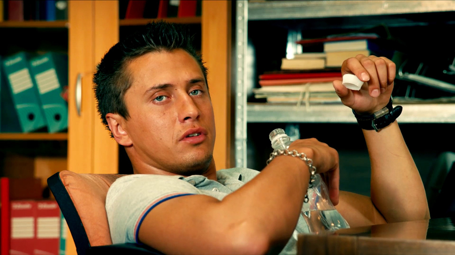 Павел Прилучный. Кадр из сериала "Мажор 2"