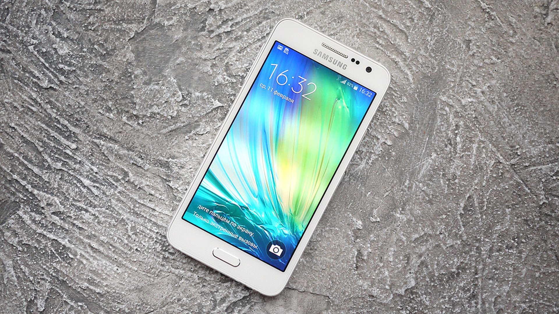 Samsung Galaxy a3 2015 Silver