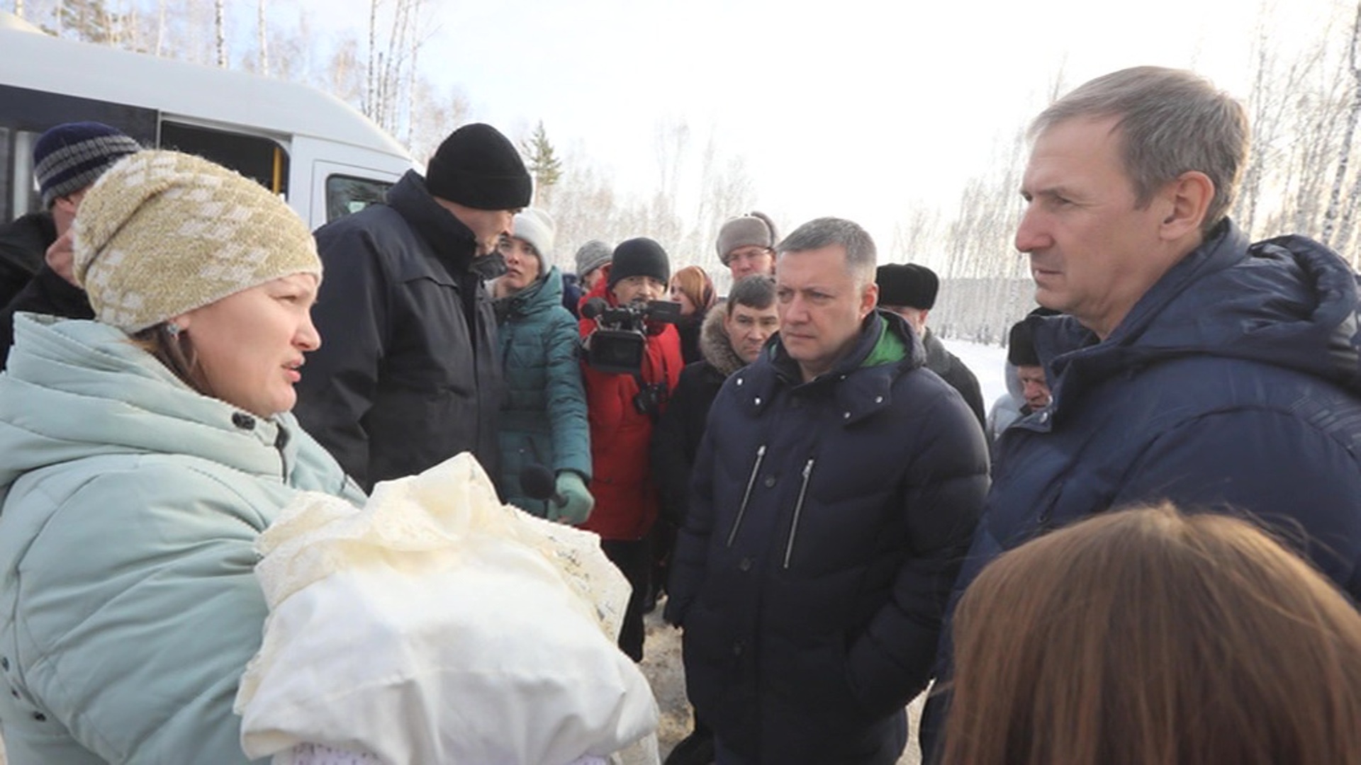 Самые последние новости в сети сейчас. Игорь Иванович Кобзев в Тулуне. Игорь Кобзев в Тулуне. Кобзев в Тулуне. Кобзев посетил Тулун.