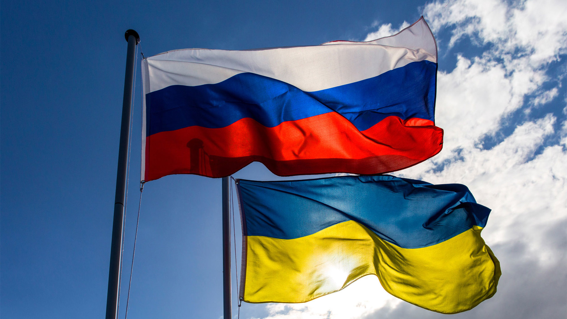Россия и мир в 21 в. Флаг России и Украины. Украина – это Россия. Российский и украинский флаг. Флаг России и Украины вместе.