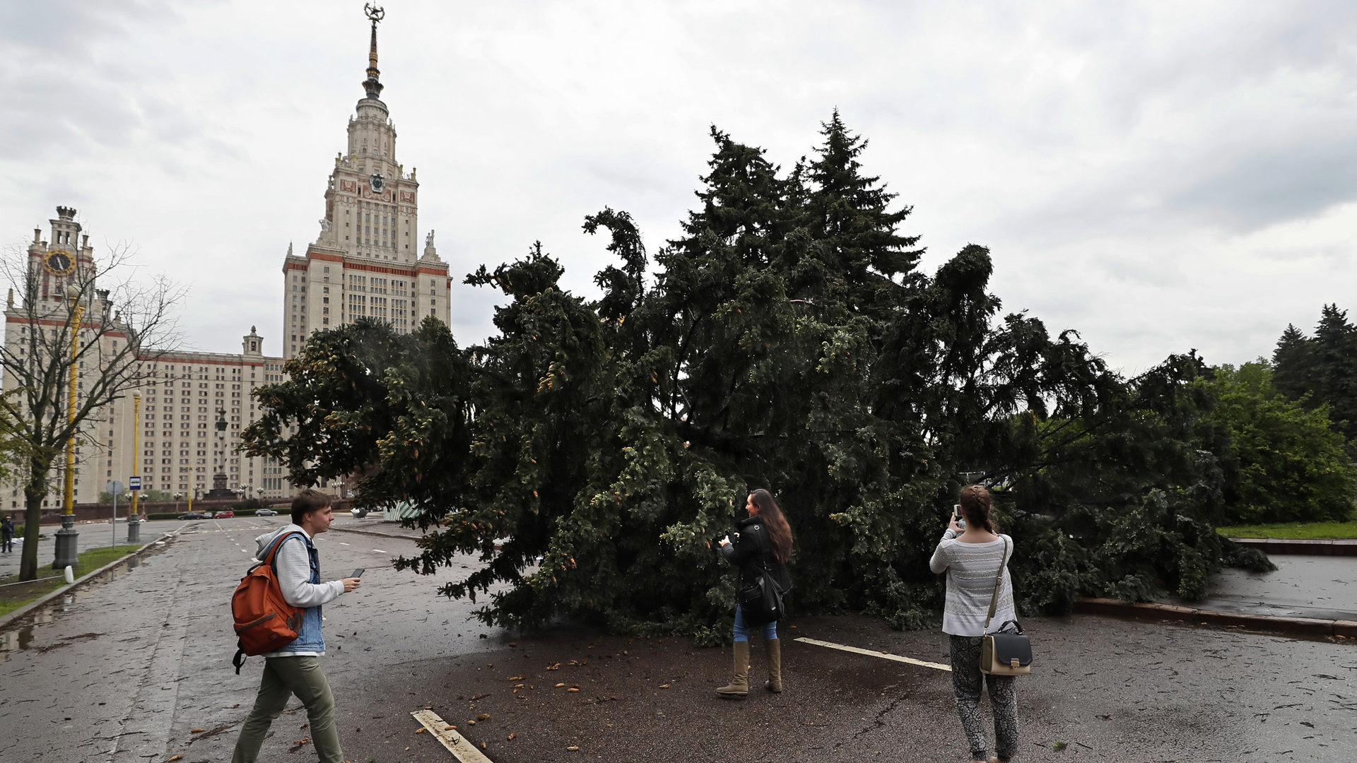 Ураган в москве в 2017 году