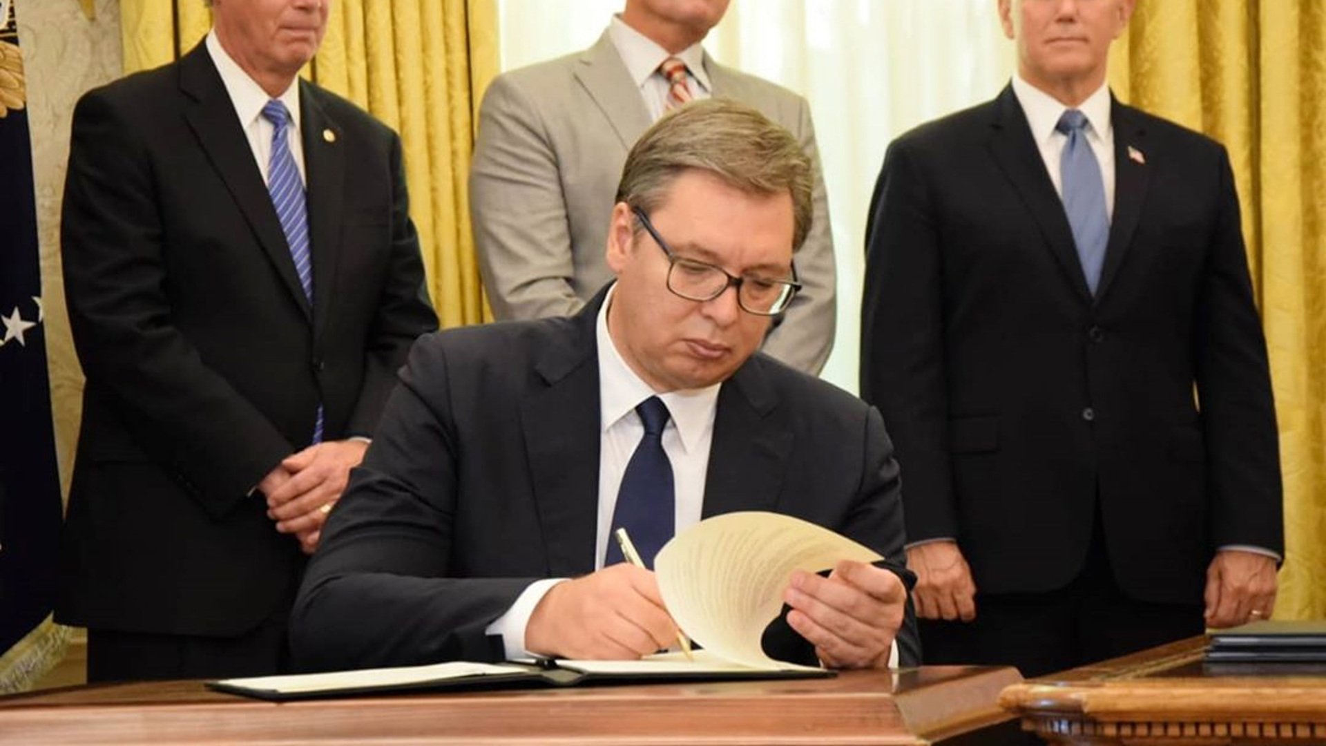 вучич и байден. переговоры в сербии. переговоры в косово. председатель правительства сербии. сербия и россия экономика.