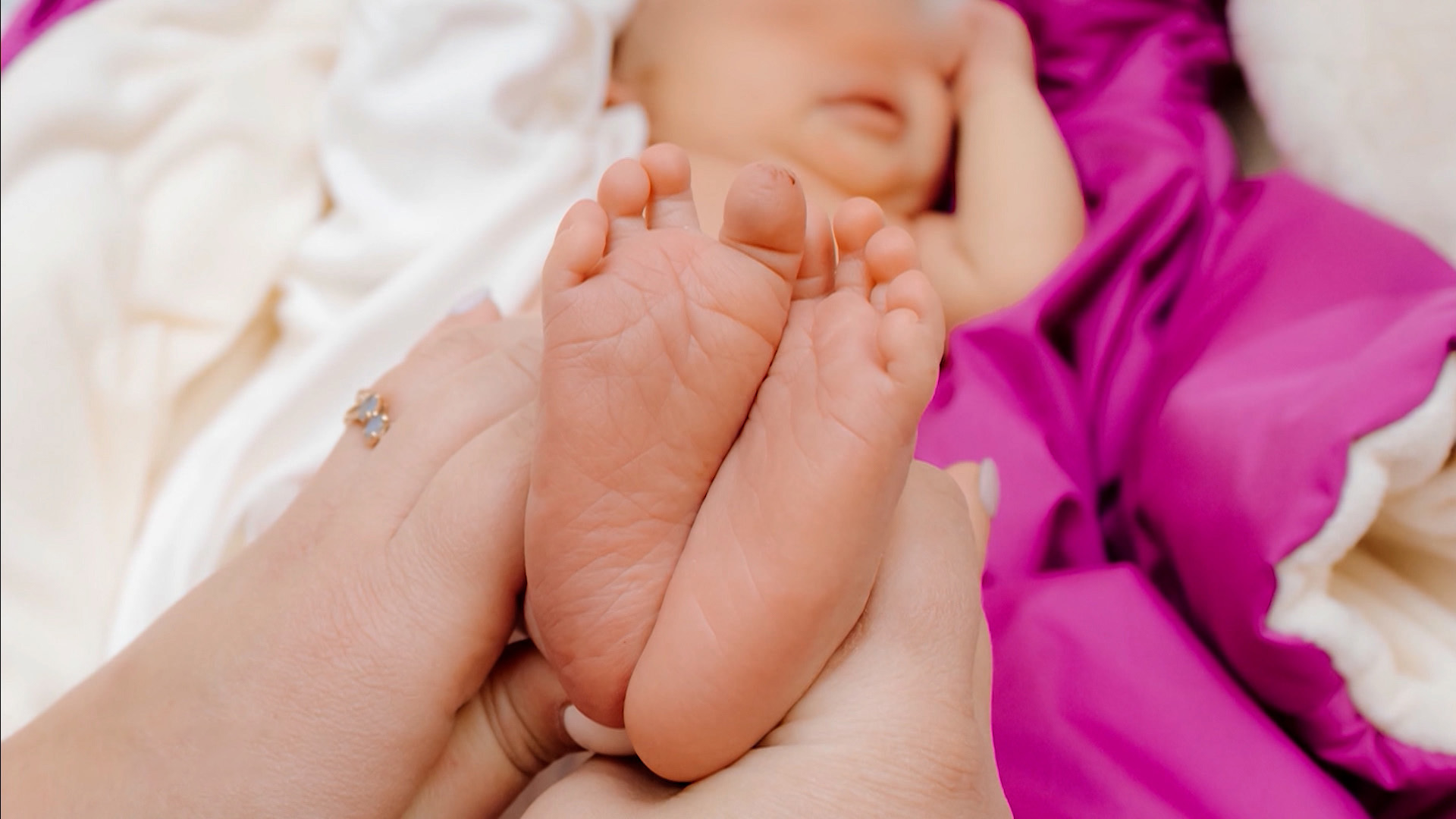 фото михалкова с новорожденной дочкой