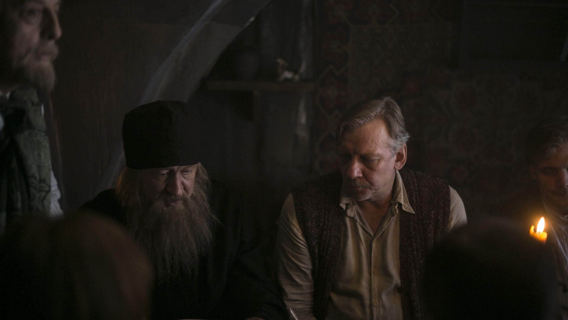 Кадры из сериала "Обитель"